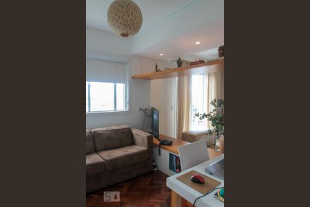 Sala de apartamento para alugar com 2 quartos, 75m² em Jardim Botânico, Rio de Janeiro