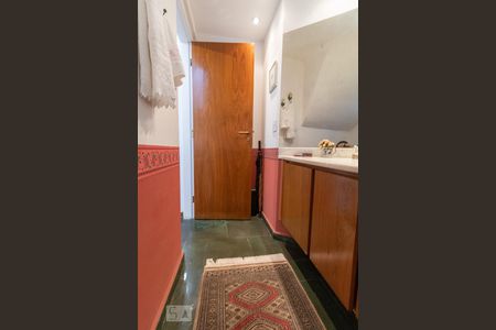 Casa para alugar com 281m², 3 quartos e 4 vagas Casa para alugar com 281m², 3 quartos e 4 vagasLavabo