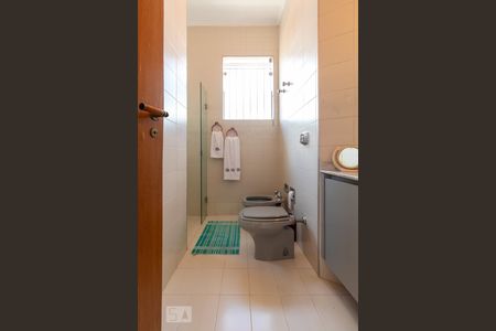 Casa para alugar com 281m², 3 quartos e 4 vagas Casa para alugar com 281m², 3 quartos e 4 vagasBanheiro