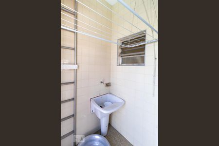 Casa para alugar com 281m², 3 quartos e 4 vagas Casa para alugar com 281m², 3 quartos e 4 vagasÁrea de Serviço 2