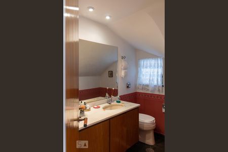 Casa para alugar com 281m², 3 quartos e 4 vagas Casa para alugar com 281m², 3 quartos e 4 vagasLavabo