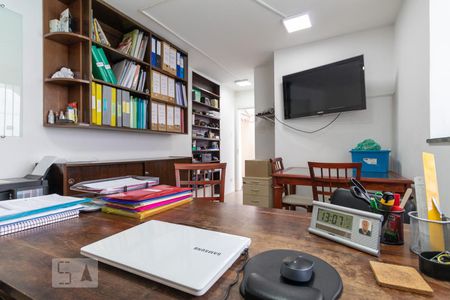 Casa para alugar com 281m², 3 quartos e 4 vagas Casa para alugar com 281m², 3 quartos e 4 vagasEscritório