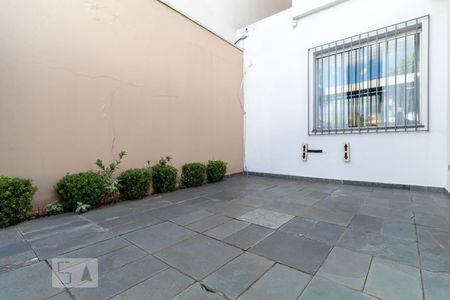Casa para alugar com 281m², 3 quartos e 4 vagas Casa para alugar com 281m², 3 quartos e 4 vagasGaragem 2