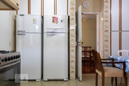 Casa para alugar com 281m², 3 quartos e 4 vagas Casa para alugar com 281m², 3 quartos e 4 vagasCozinha