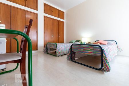 Casa para alugar com 281m², 3 quartos e 4 vagas Casa para alugar com 281m², 3 quartos e 4 vagasQuarto 2