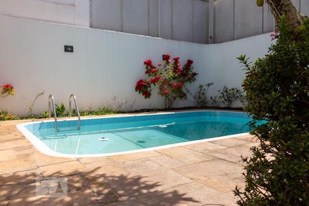 Casa para alugar com 281m², 3 quartos e 4 vagas