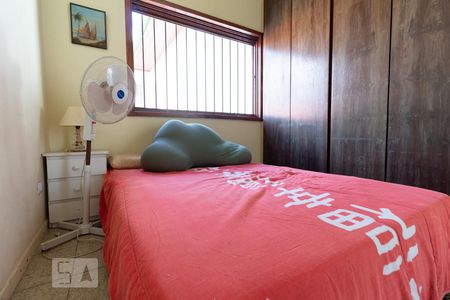 Casa para alugar com 281m², 3 quartos e 4 vagas Casa para alugar com 281m², 3 quartos e 4 vagasQuarto de Serviço