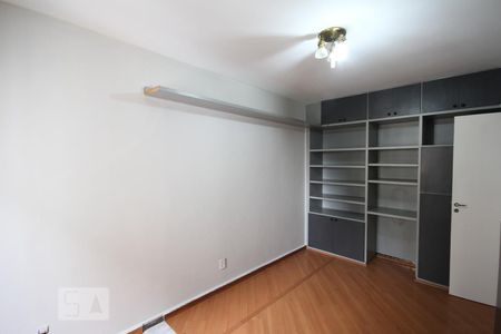 Quarto 1 de apartamento para alugar com 2 quartos, 42m² em Vila Dom Pedro I, São Paulo