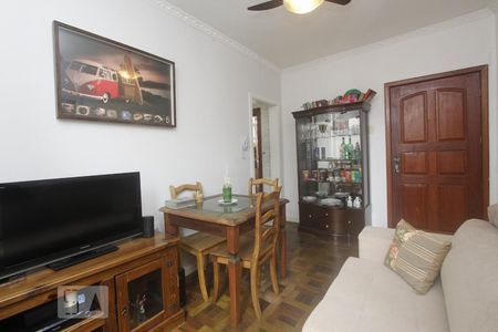 SALA de apartamento para alugar com 1 quarto, 43m² em Petrópolis, Porto Alegre