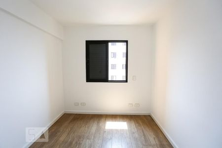 Quarto 1 de apartamento para alugar com 2 quartos, 75m² em Jardim Maria Rosa, Taboão da Serra