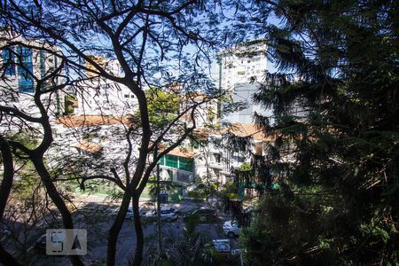 Vista da Sala de apartamento para alugar com 3 quartos, 175m² em Moinhos de Vento, Porto Alegre