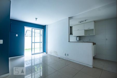 Sala de apartamento à venda com 2 quartos, 65m² em Vargem Pequena, Rio de Janeiro