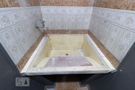 Casa à venda com 117m², 2 quartos e 2 vagas Casa à venda com 117m², 2 quartos e 2 vagasGaragem 1