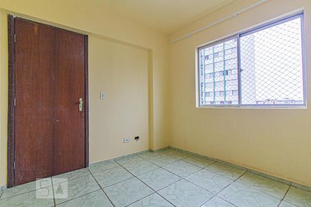 Quarto 1 de apartamento para alugar com 1 quarto, 40m² em Centro, Curitiba