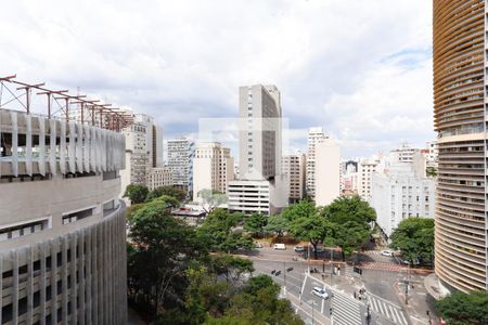 Vista de kitnet/studio para alugar com 1 quarto, 27m² em Santa Efigênia, São Paulo