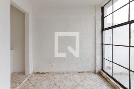 Quarto de kitnet/studio para alugar com 1 quarto, 27m² em Santa Efigênia, São Paulo