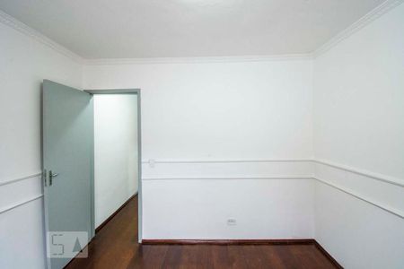 Quarto de casa para alugar com 2 quartos, 100m² em Jardim Dabril, São Paulo