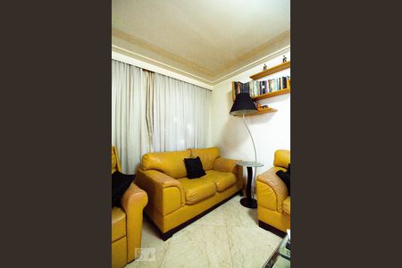 Sala de TV de apartamento à venda com 4 quartos, 400m² em Paraíso, São Paulo