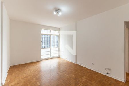 Apartamento para alugar com 70m², 2 quartos e 1 vagaSala