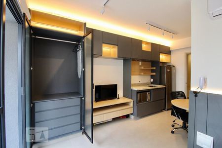 Studio de kitnet/studio para alugar com 1 quarto, 22m² em Jardim das Acácias, São Paulo