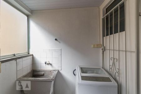 Cozinha e Área de Serviço de apartamento à venda com 1 quarto, 40m² em Vila Ipiranga, Porto Alegre