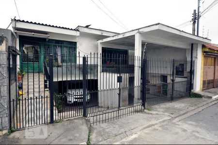 Fachada do Imóvel de casa para alugar com 1 quarto, 50m² em Jardim Ester, São Paulo