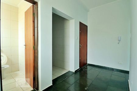 Sala/Cozinha de apartamento para alugar com 2 quartos, 45m² em Utinga, Santo André