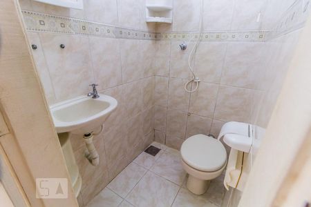 Banheiro de apartamento à venda com 1 quarto, 40m² em Ribeira, Rio de Janeiro