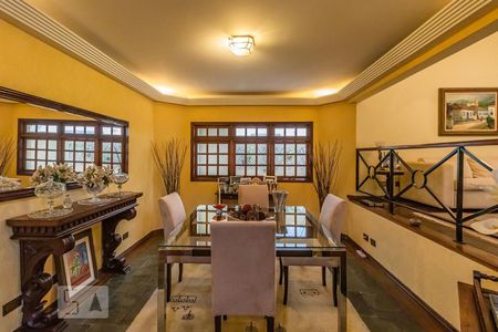 Sala de casa à venda com 4 quartos, 400m² em Alphaville, Santana de Parnaíba