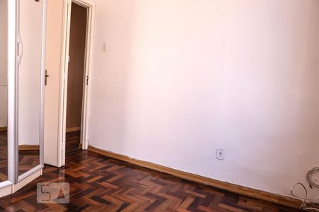 Quarto 2 de apartamento à venda com 2 quartos, 47m² em Cristal, Porto Alegre