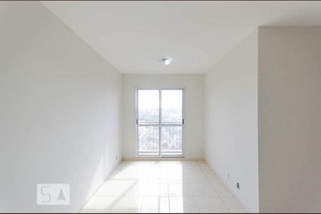 Sala de apartamento para alugar com 3 quartos, 60m² em Cidade Patriarca, São Paulo