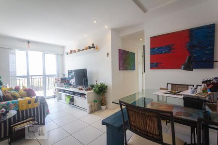 Sala de apartamento à venda com 2 quartos, 75m² em Barra da Tijuca, Rio de Janeiro