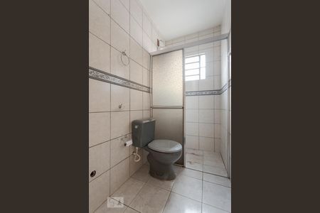 Banheiro de apartamento para alugar com 2 quartos, 60m² em Rubem Berta, Porto Alegre