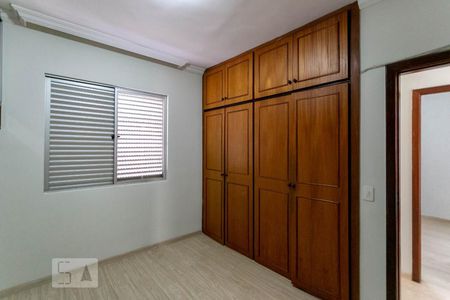 Quarto 2 de apartamento à venda com 3 quartos, 170m² em Itapoã, Belo Horizonte