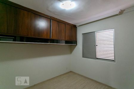 Quarto 2 de apartamento à venda com 3 quartos, 170m² em Itapoã, Belo Horizonte