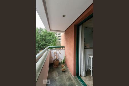 Varanda de apartamento à venda com 1 quarto, 40m² em Itaim Bibi, São Paulo