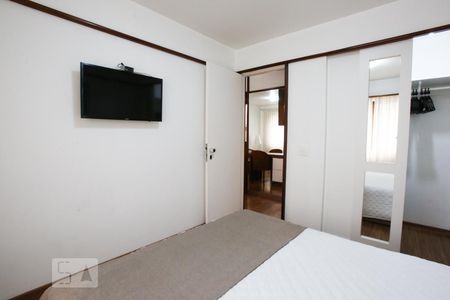 Quarto de apartamento à venda com 1 quarto, 62m² em Itaim Bibi, São Paulo