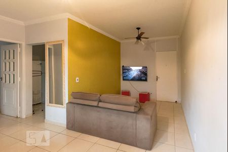 Sala de apartamento à venda com 3 quartos, 70m² em Jardim das Bandeiras, Campinas