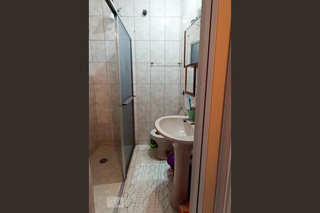 Banheiro de casa à venda com 1 quarto, 50m² em Jardim Tupanci, Barueri