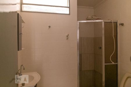 Banheiro de apartamento para alugar com 1 quarto, 30m² em Jardim Paulista, Ribeirão Preto