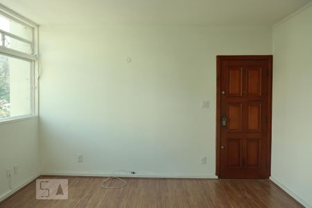 Sala de apartamento para alugar com 2 quartos, 121m² em Cerqueira César, São Paulo