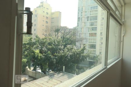 Vista da Sala de apartamento para alugar com 2 quartos, 121m² em Cerqueira César, São Paulo