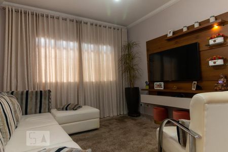 Sala de casa à venda com 3 quartos, 120m² em Vila Babilônia, São Paulo