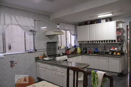 Cozinha de casa para alugar com 3 quartos, 195m² em Vila Oratório, São Paulo