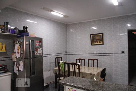 Cozinha de casa para alugar com 3 quartos, 195m² em Vila Oratório, São Paulo