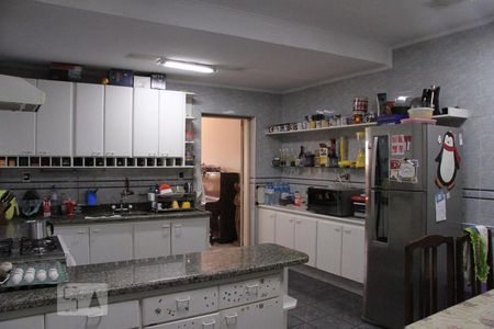 Cozinha de casa para alugar com 3 quartos, 195m² em Vila Oratório, São Paulo