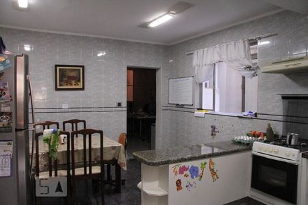 Cozinha de casa para alugar com 3 quartos, 195m² em Vila Oratório, São Paulo