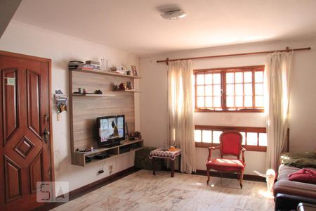 Sala de casa para alugar com 3 quartos, 195m² em Vila Oratório, São Paulo