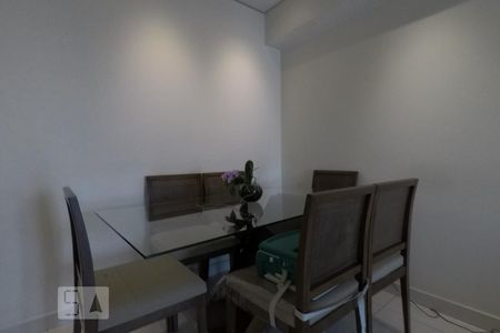 Sala de apartamento para alugar com 2 quartos, 63m² em Vila Suzana, São Paulo