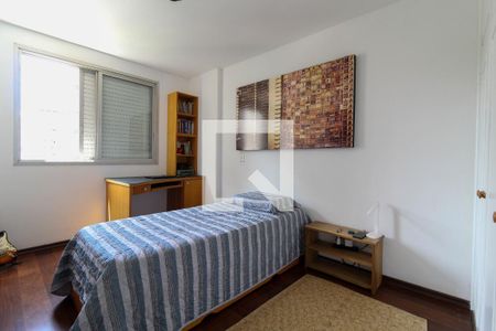 Apartamento à venda com 167m², 4 quartos e 2 vagas Apartamento à venda com 167m², 4 quartos e 2 vagasQuarto 3